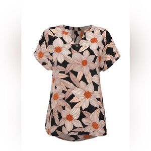 NWOT Cabi Meadow Top Size L